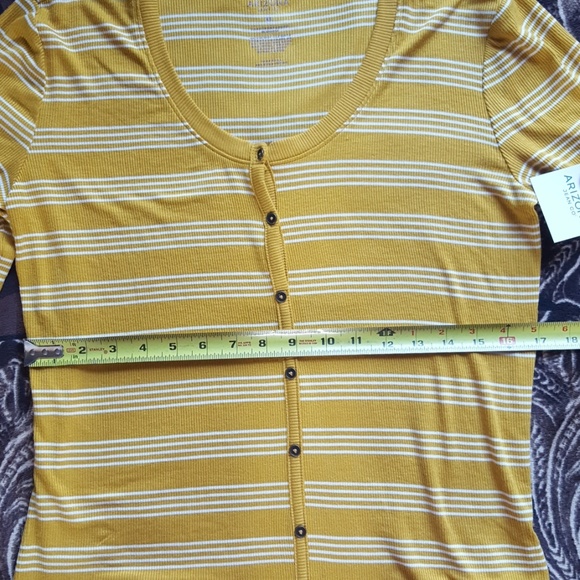 🆕️Long sleeve top - Picture 4 of 6